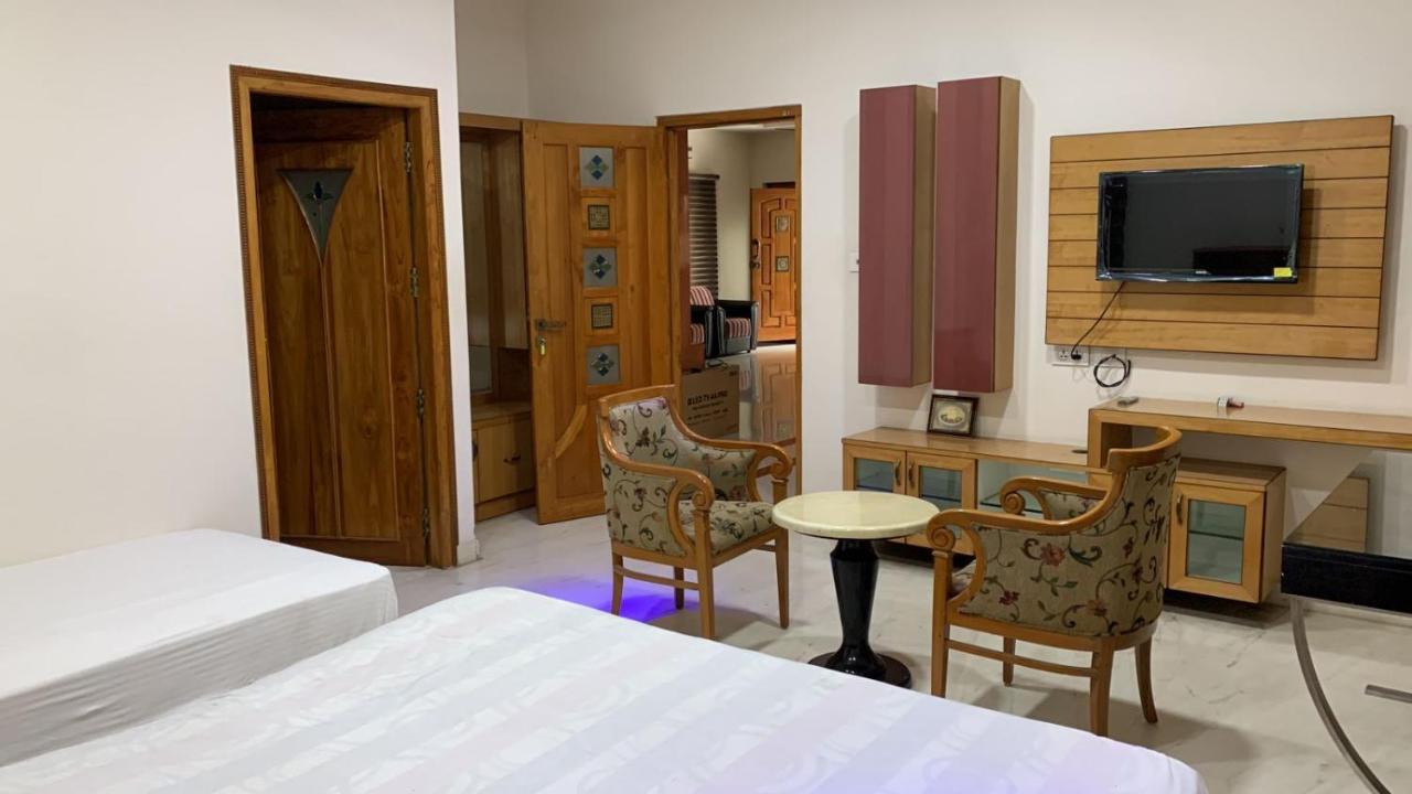 Hill View Paradise - 2Bhk'S & Rooms - A Golden Group Of Premium Home Stays - Tirupati Dış mekan fotoğraf