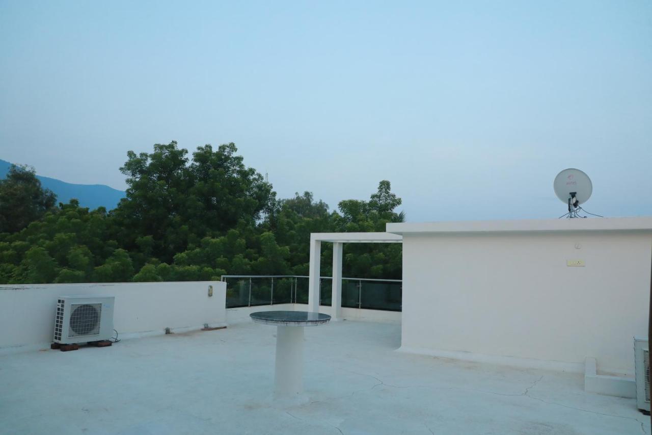 Hill View Paradise - 2Bhk'S & Rooms - A Golden Group Of Premium Home Stays - Tirupati Dış mekan fotoğraf
