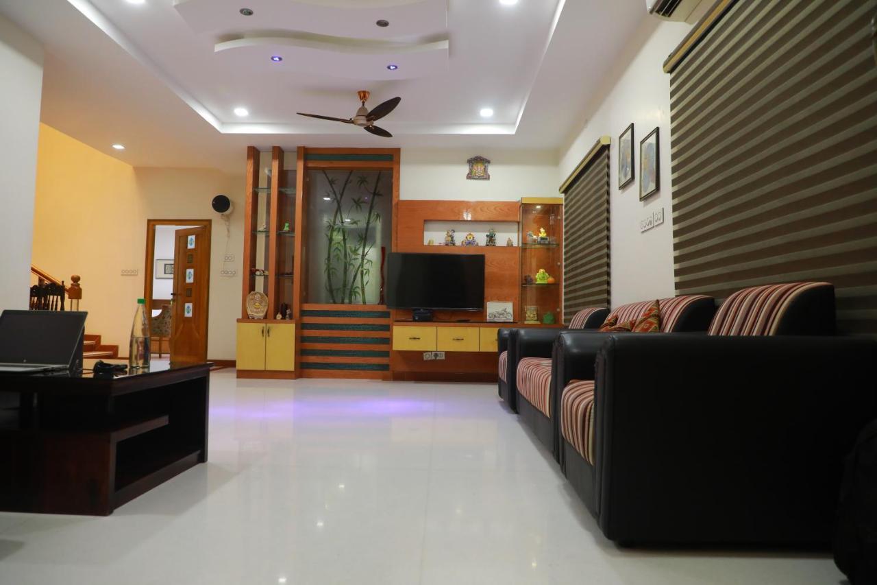 Hill View Paradise - 2Bhk'S & Rooms - A Golden Group Of Premium Home Stays - Tirupati Dış mekan fotoğraf