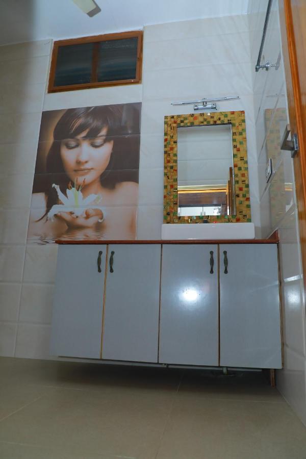 Hill View Paradise - 2Bhk'S & Rooms - A Golden Group Of Premium Home Stays - Tirupati Dış mekan fotoğraf