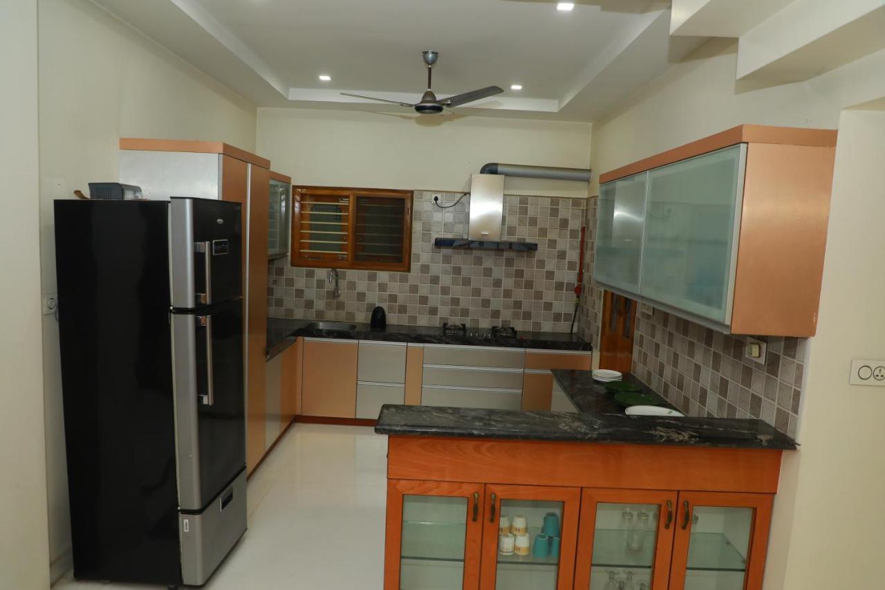 Hill View Paradise - 2Bhk'S & Rooms - A Golden Group Of Premium Home Stays - Tirupati Dış mekan fotoğraf