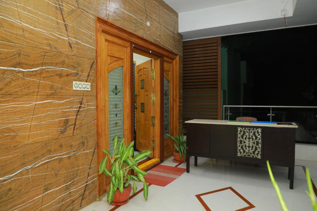 Hill View Paradise - 2Bhk'S & Rooms - A Golden Group Of Premium Home Stays - Tirupati Dış mekan fotoğraf