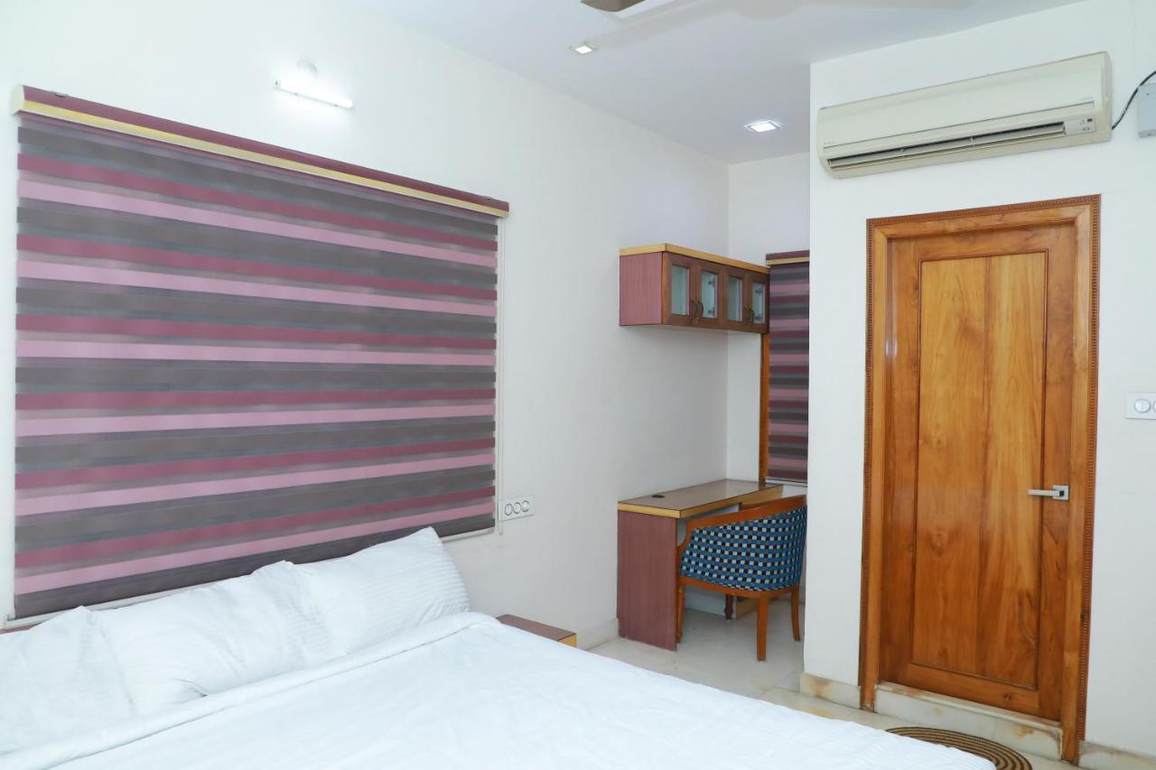 Hill View Paradise - 2Bhk'S & Rooms - A Golden Group Of Premium Home Stays - Tirupati Dış mekan fotoğraf