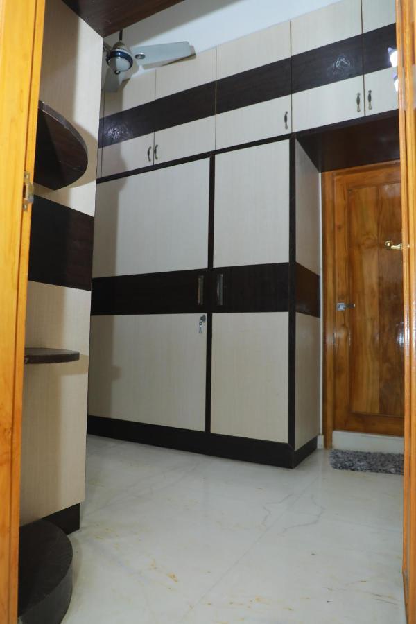 Hill View Paradise - 2Bhk'S & Rooms - A Golden Group Of Premium Home Stays - Tirupati Dış mekan fotoğraf